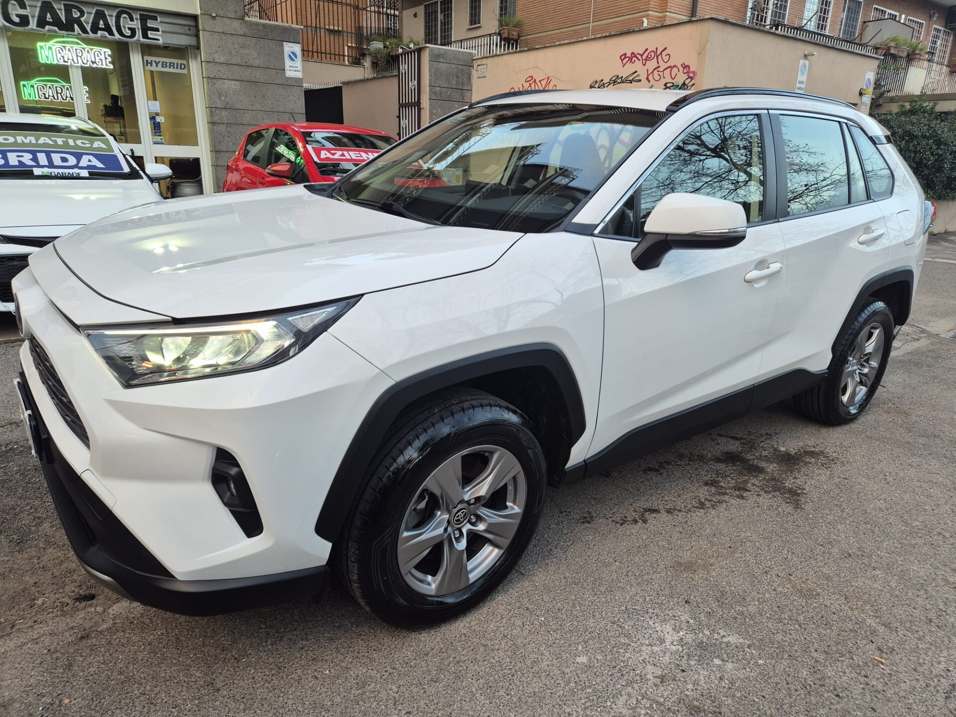 Toyota RAV 4 RAV4 2.5 HV (222CV) E-CVT AWD-i Business foto 1